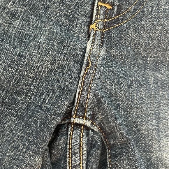 Levi’s Mid Length Size 25 Denim Shorts - Picture 12 of 12